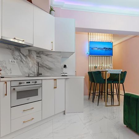 Del Mar Mamaia-Vega Studio Apartment Luaran gambar