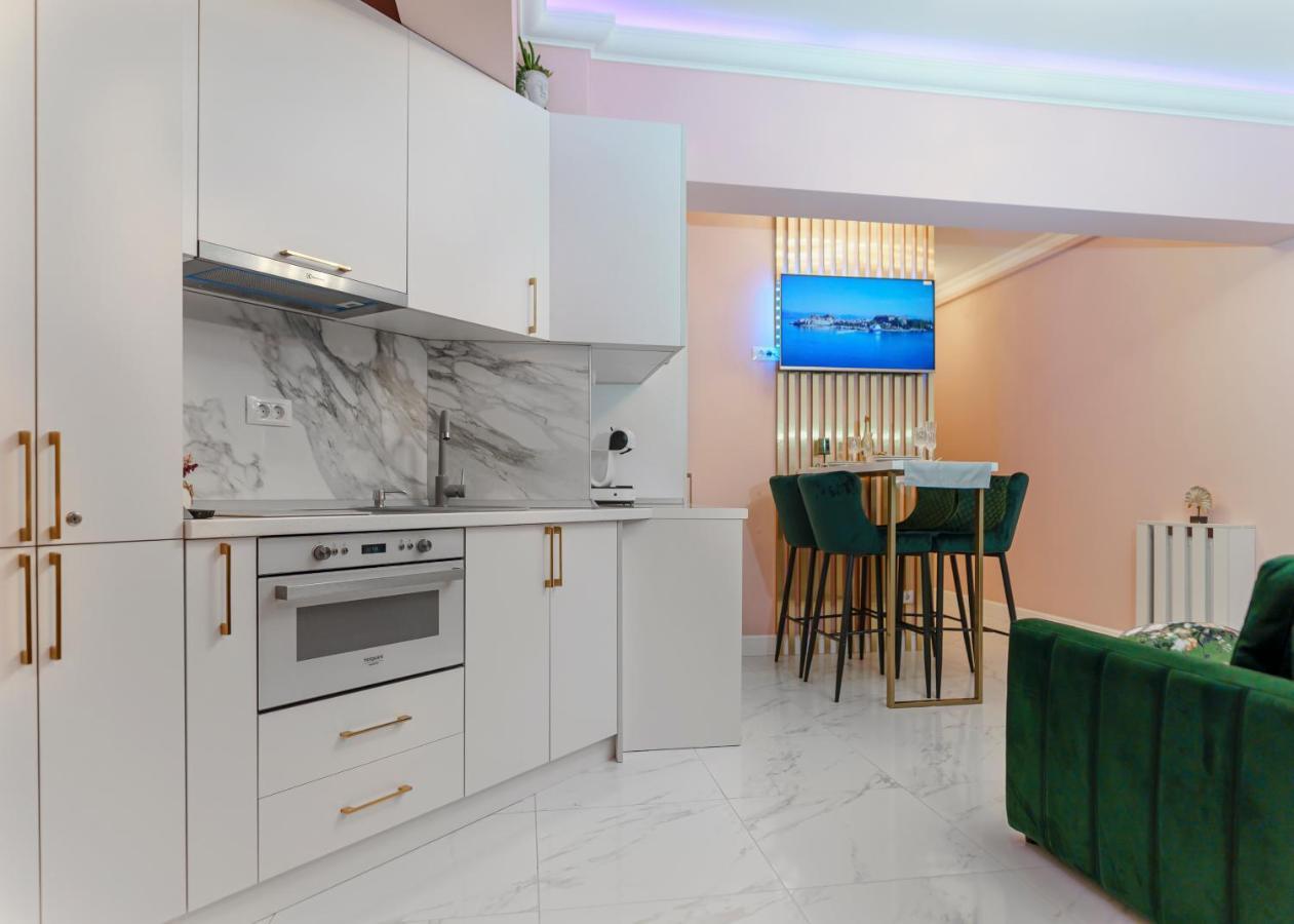 Del Mar Mamaia-Vega Studio Apartment Luaran gambar
